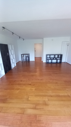 Large Studio Can Accomodate 1-3 People - Short term available Partially Furnished 500sqft Across GW/Foggy Bottom Metro All Utilities Include Apartments