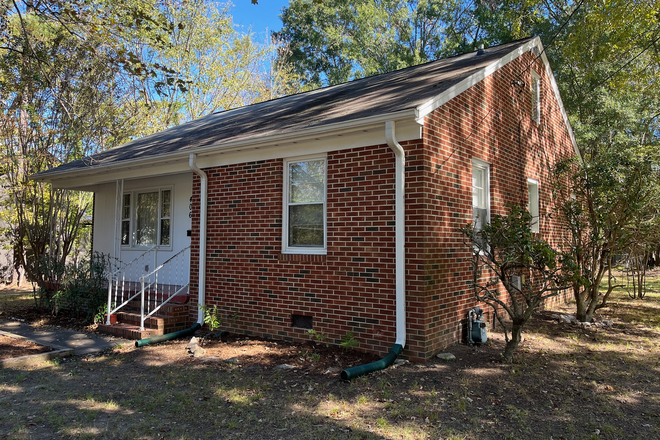 Side of house - House in Mill Village, Carrboro