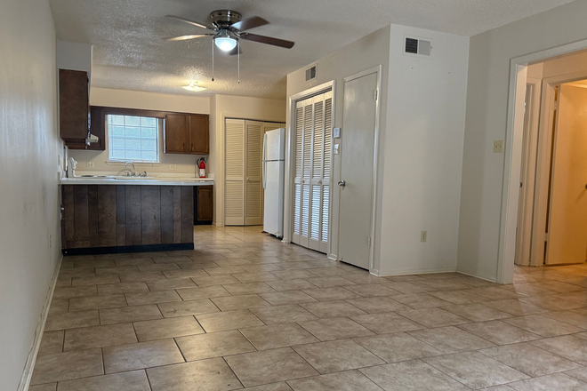 Photo - Trailwood Village Apartments