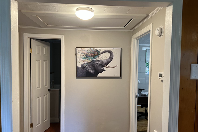 bathroom - Move -in -effortless Collegeview Duplex Duplex