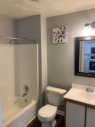 bath 1 - Fox Hill - 4 bedroom - 2 bath townhome for rent!