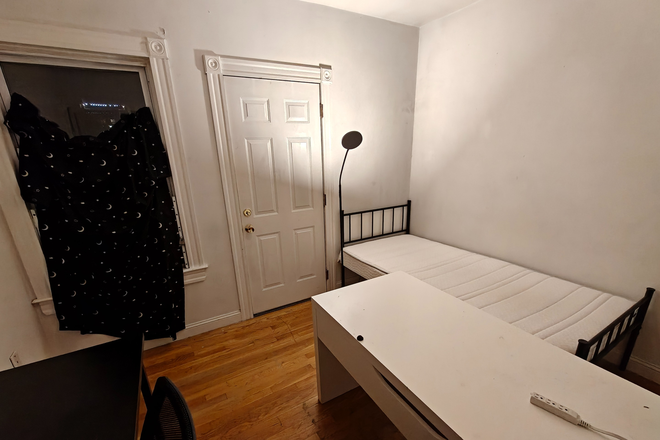 Bedroom - Sublet, clean, friendly and quiet Room near BU, 3b2b, $1175 Utility Included