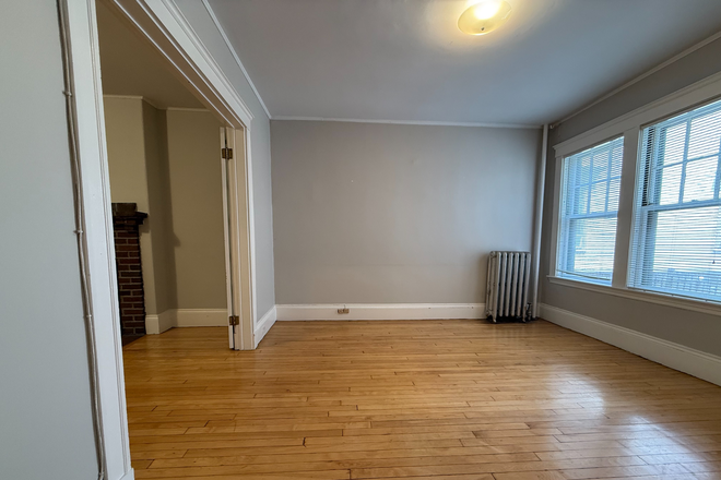 1 - AVAIL NOW! NO FEE〡Beautiful Harvard Sq. 2Bed〡H/HW Includ〡DW〡Laundry〡Pets OK Apartments