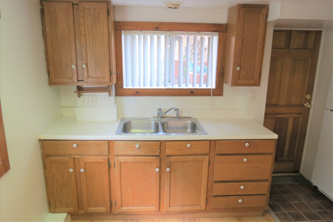 2233 Arapahoe - 2233 Arapahoe Ave. (2BR/1BA) Duplex