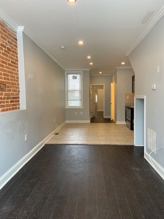 Open concept with harwood floor, very nicely updated - A beautiful place within walking distance to John Hopkins Hospital and School of Nursing Condo