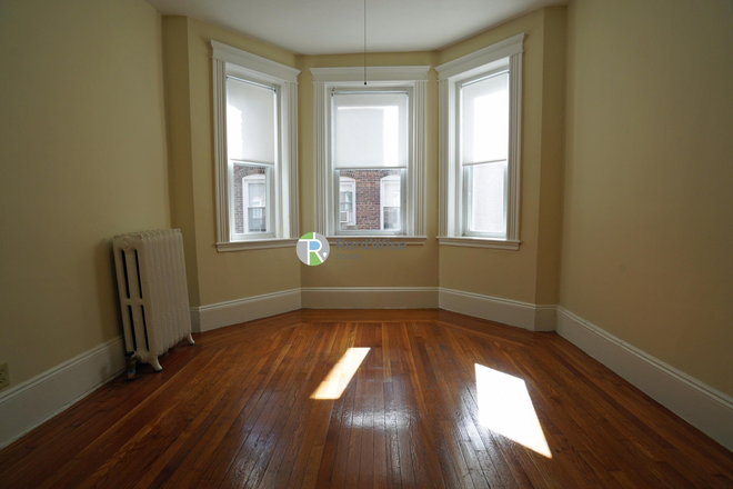 1 - Sweet Allston 1 Bed | Avail 1/30/2025 | H & HW Incl.| Students OK | No Broker Fee!!! Apartments