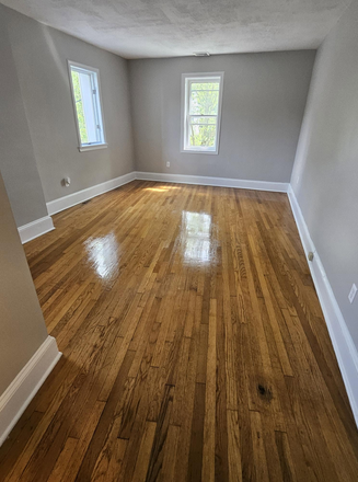 Main Bedroom (1) - 2BR apt-Blackwell Ave-Hopewell