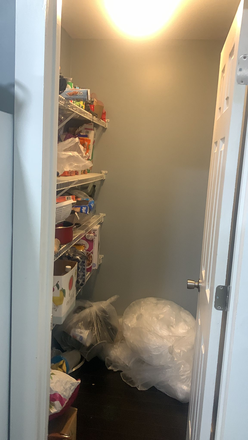 Pantry - 5-Bedroom Residence Ideal for FEMALE College Students/Interns Duplex