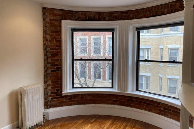 Bedroom1 - 4 Bed 1 Bath on Haviland St - Avail 9/1/26 - Close to Campus! Apartments