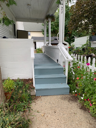 Entrance with porch - New Listing in Old West Side neighborhood - Updated 2-Bedroom Unfurnished Apartment