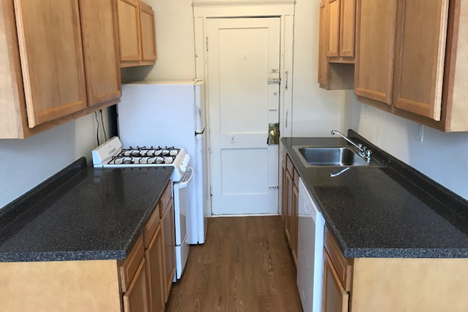 Call NOW for showings! 617-236-8550 - BOYLSTON ST - SPACIOUS *NO FEE!* 1BR/1BA IN SYMPHONY FOR *9/1/2025* W/ LNDRY IN BLDNG, H&HW INC, DW! Apartments