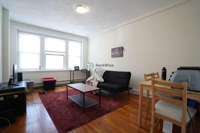 1 - JULY 2026-Gorgeous Allston 1 Bed, H/HW inc. Fitness Rm-No Broker Fee! Apartments