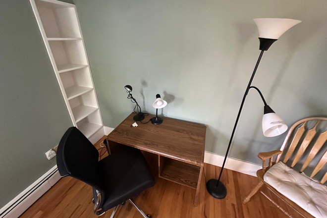 Upstairs bedroom desk - Two large bedrooms in beautiful house,  very close to DU, for grad students