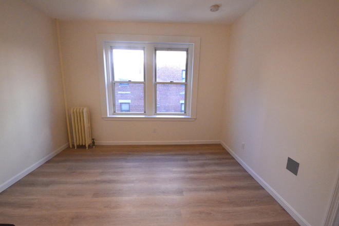 71 - Spacious 1 bedroom Available 9/1/25 Apartments