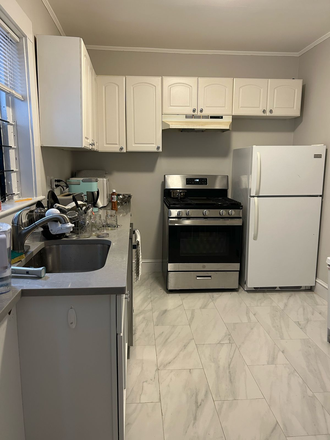 kitchen - 9 Upland Rd Apartments