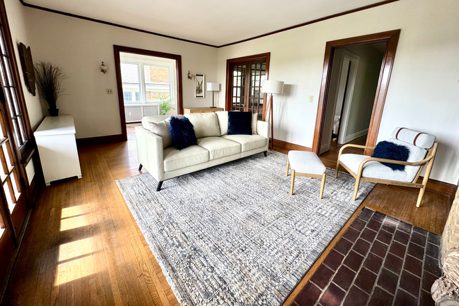 Shared Living Space - Private Room in Shared 3-Bedroom Furnished Apartment – Across from Xavier University