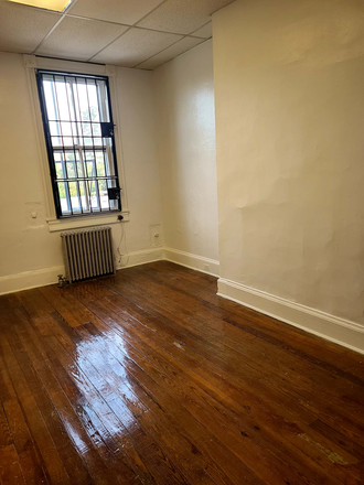 Bedroom - 1-bedroom apartment close to Homewood campus