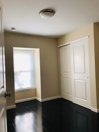Unit 3R - Large Private Apartment Unit Near Drexel & Upenn