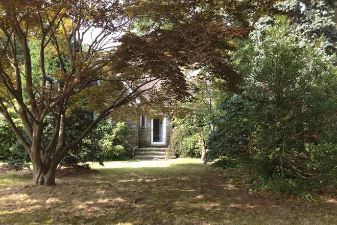 Street view - 1BR apt-East State St-Hamilton