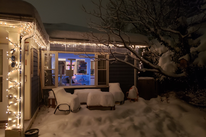 street view in winter - Charming 2 bedroom cottage on Alpine Avenue Duplex