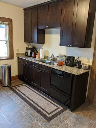 Kitchen - 2173 St Clair - Fabulous 4 Bedroom - Close to South Campus Duplex