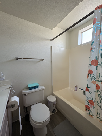 bathroom - Grandmarc 4 x 4 Standard Lease (Private Bedroom and Bathroom) Apartments