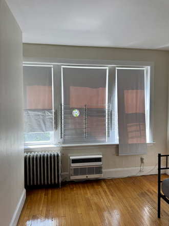 1 - No Fee + Parking Available Brookline 1-Bed incl H/HW + Laundry Apartments