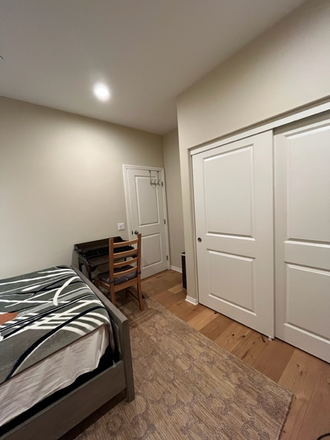 Bedroom - Privet Room with Private External Bathroom in Irvine (Female Only - Available in Jan 4th) Townhome