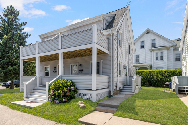 Street View - 5 Perkins Ave APT 2 Narragansett, RI 02882