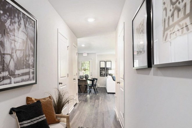 Hallway - The Townes at Amber Bluff Townhome