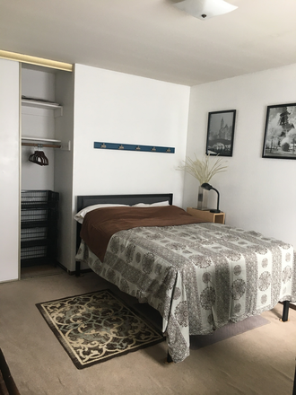 Bedroom - Sunny and Bright ROOM FOR RENT close to USF