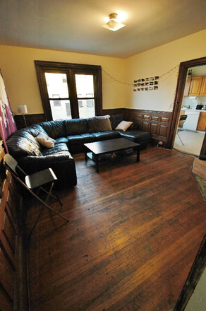 Living Room - 4 Bedrooms Apartments