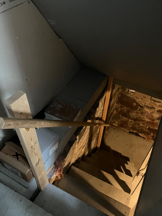Basement w/ laundry - Apartment Downtown for 2025/26 school year