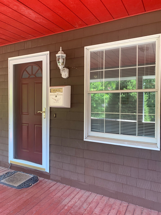 Entry - Beautiful Ashmont Hill 1 Bed Near T Apartments