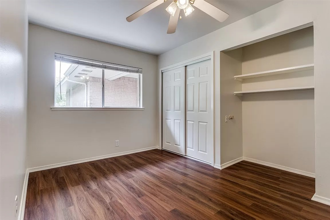 Bedroom 1 - Kingswood Ave.  2 Bedrooms for rent near UTD $925 per room House