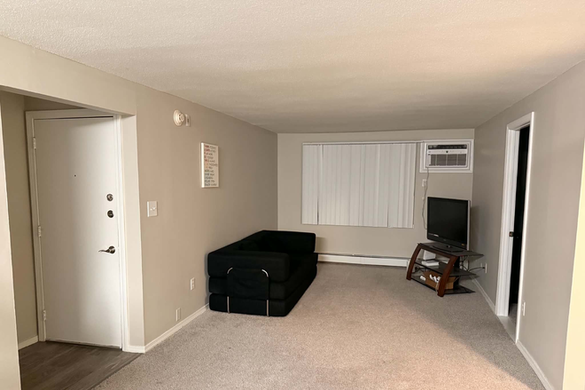 Main living area - Sugarloaf Estates Apartments