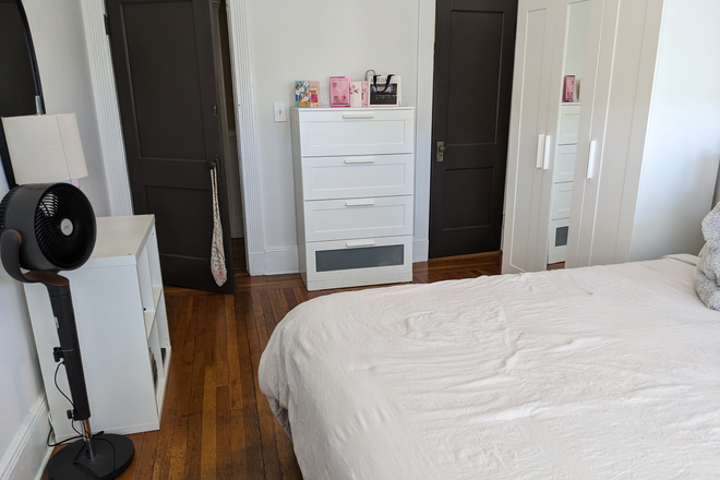 bedroom #2 - 6/1/26 OR 9/1/26- NO rental FEE- beautifully furnished- heat/H2O incl.- clean/safe Apartments