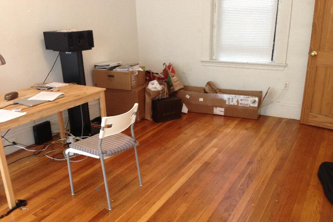 Bedroom - Hemenway St 2 Bed Fenway Apartments