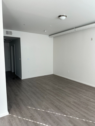 Main Room 1 - Exciting Studio Apartment Close To Campus