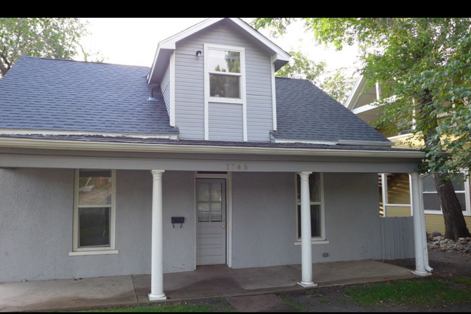 Exterior - Cute Large Goss Grove House!!