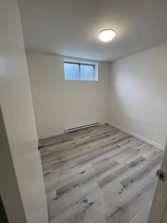 Bedroom Available - 1 Bedroom in 3-Bed Basement, Steps from Christie Station & Park