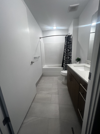 Bathroom - DISCOUNTED SUMMER LEASE (MAY 20-JULY 30) Union on Knox (Only pay for June-July) Apartments
