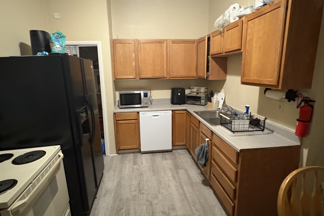 Kitchen - House Sublease: 1-2 Bedrooms available for Spring or Summer.