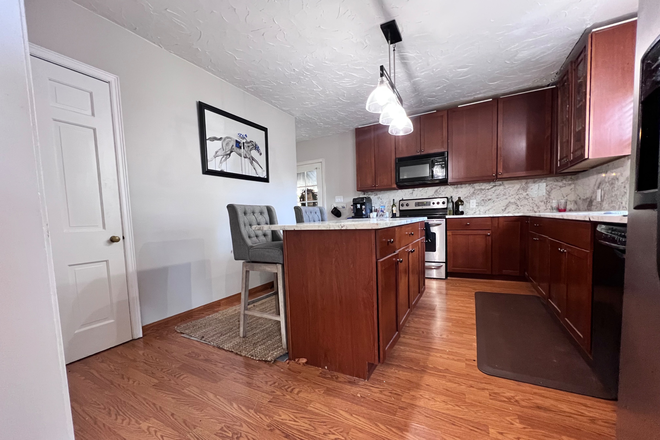 Kitchen - Glen Dover estates House